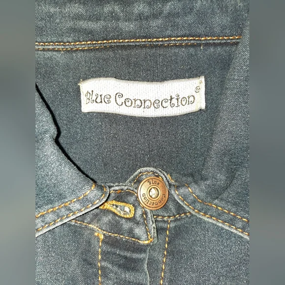 Denim, metal button-down dress size medium, stretchy, excellent used condition - Picture 3 of 8